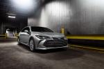 Toyota Avalon Hybrid Limited 2018 года